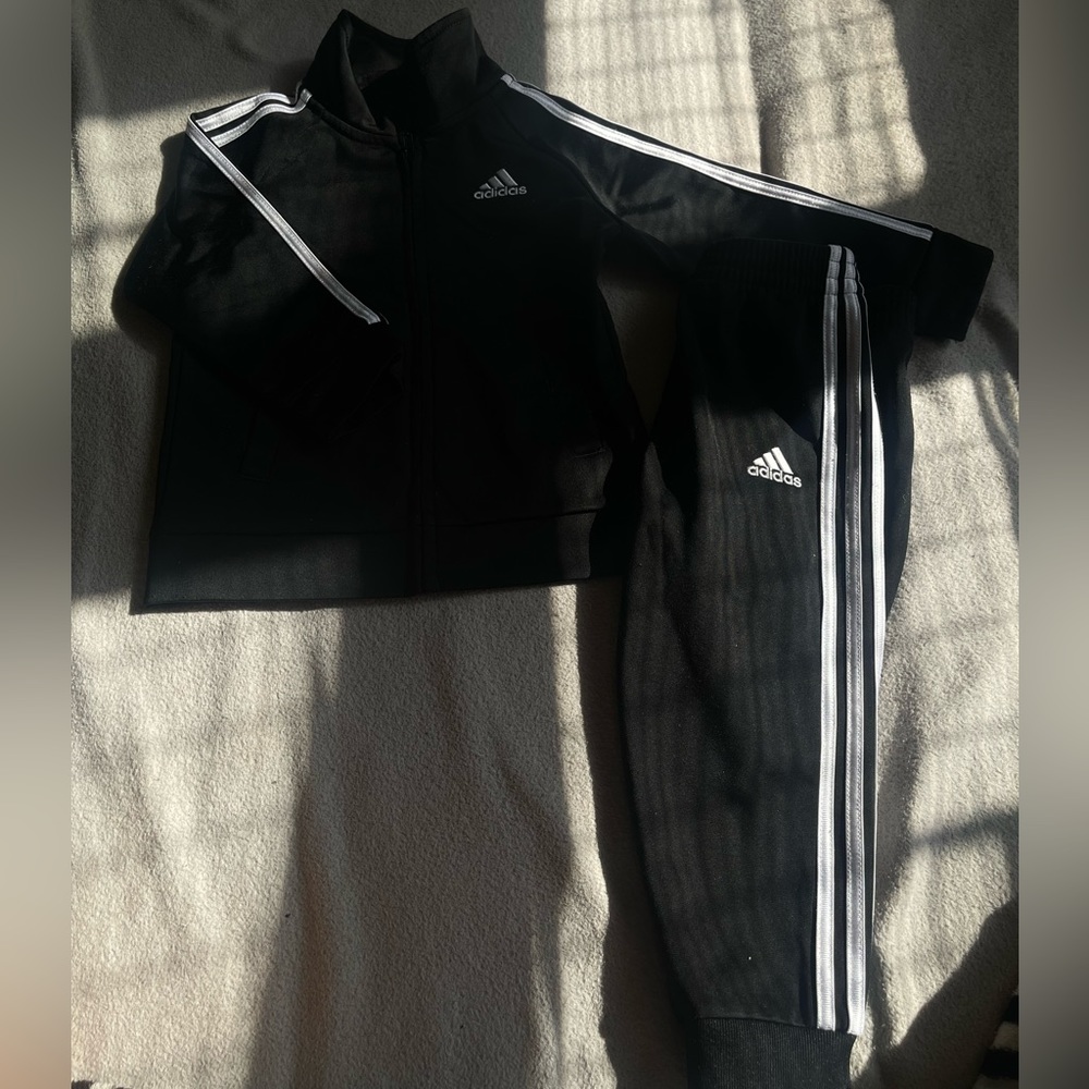 Adidas tracksuit 18M